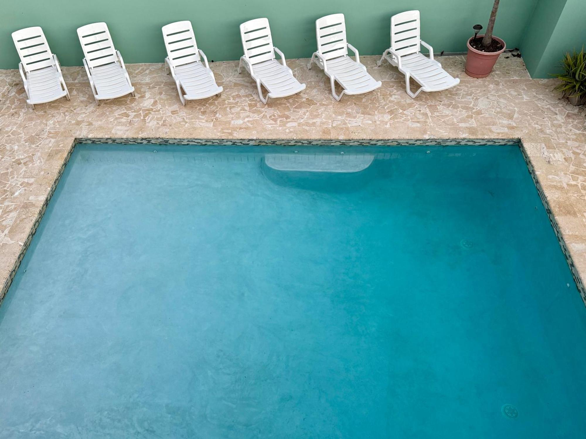 Aguada Beach Condos المظهر الخارجي الصورة